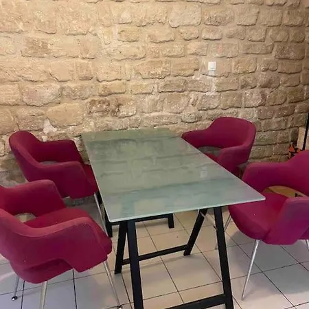 Maison De Arboree Avec Cachet *