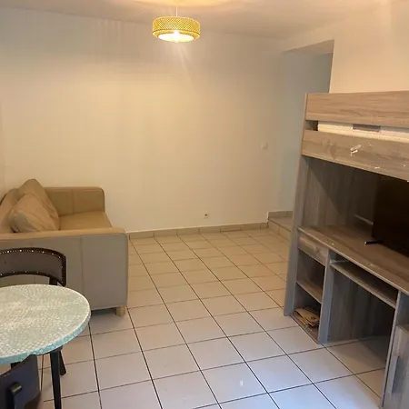 Maison De Arborée Avec Cachet Casa vacanze Nanterre