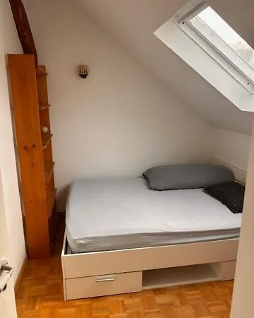Maison De Arboree Avec Cachet * Nanterre